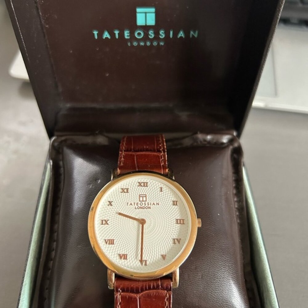 TATEOSSIANRotondo Guilloché Ultra Slim Watch